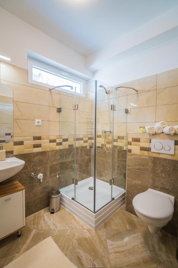 Gemini Apartments Siofok I., Iii. Extérieur photo