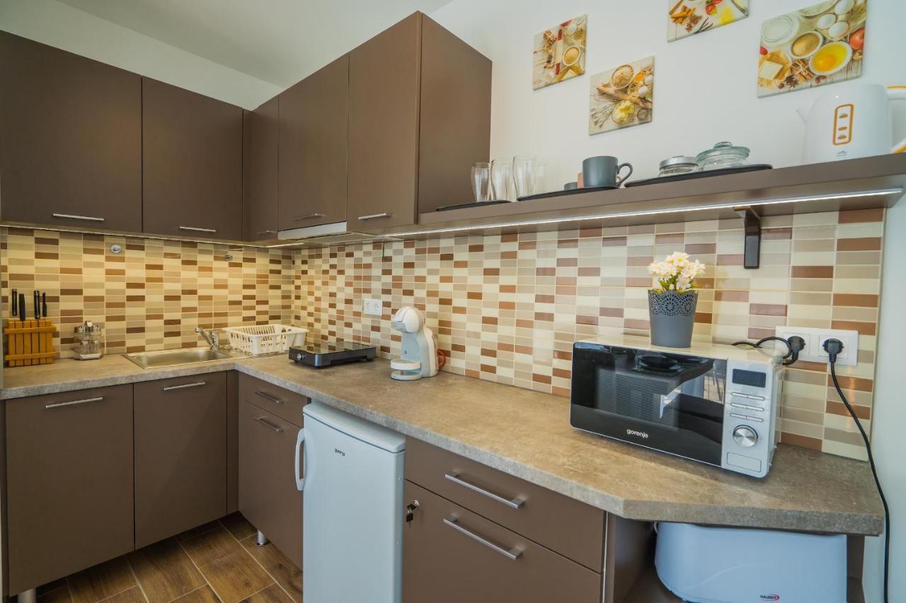 Gemini Apartments Siofok I., Iii. Extérieur photo