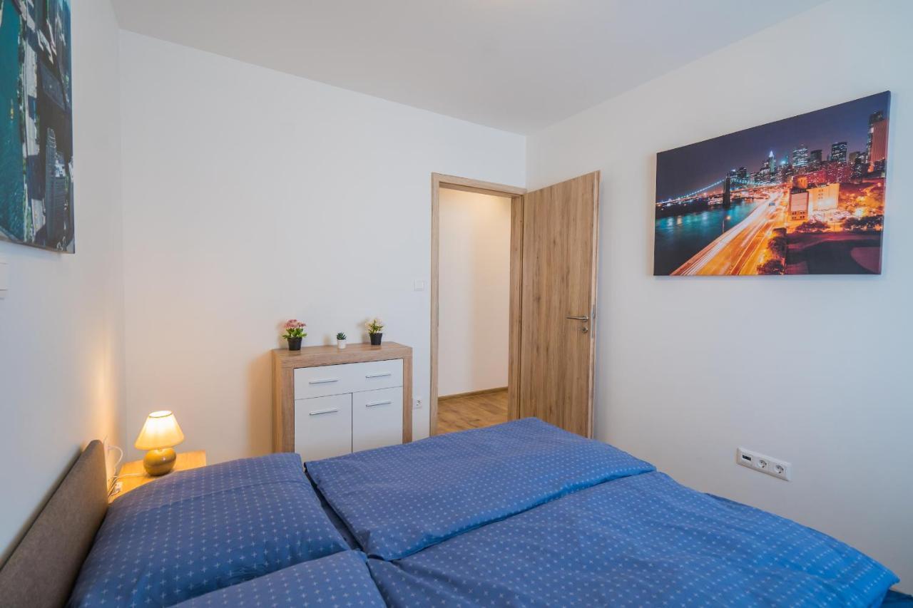 Gemini Apartments Siofok I., Iii. Extérieur photo